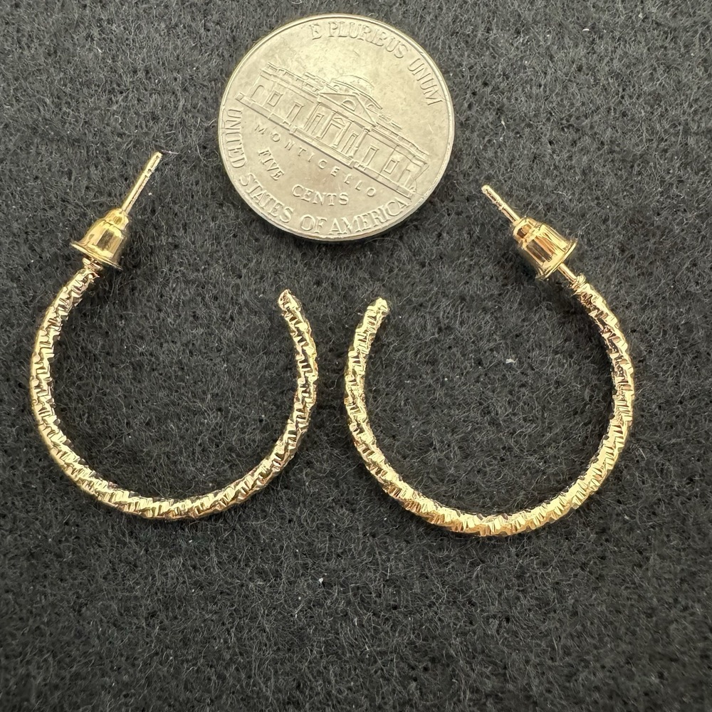 Gold Tone Textured Hoop Earrings Medium Size Post Back New Without Tags